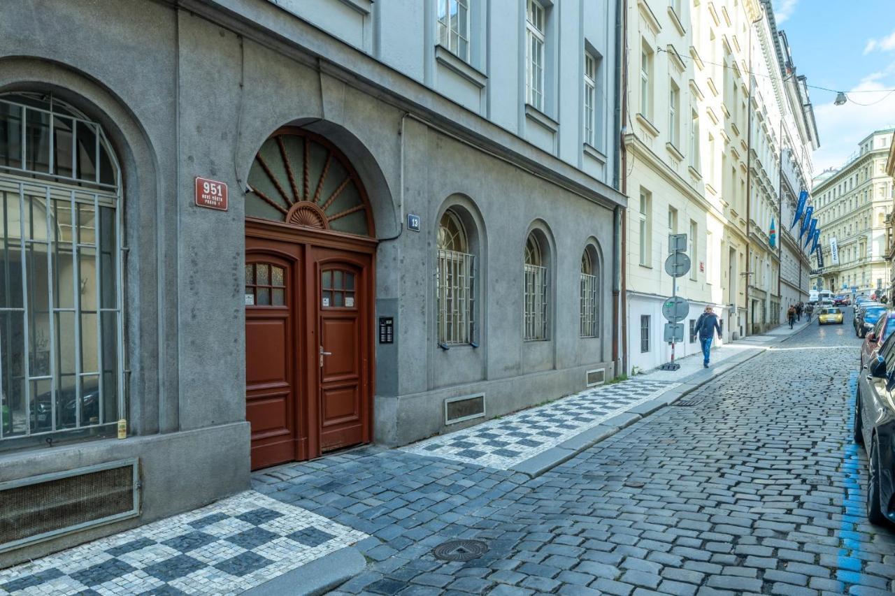Spacious 3 Bedroom Apartment In The Heart Of Prague Extérieur photo